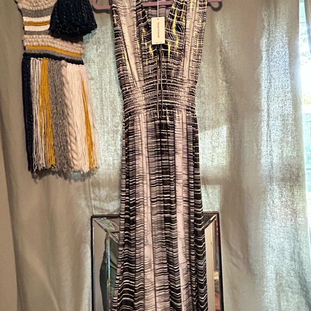 Chic Black and White Maxi Dress
